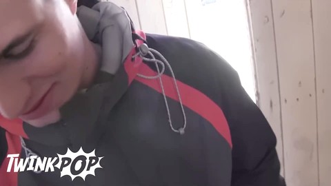 公共场合, 第一视角, 户外 HD Gay movie