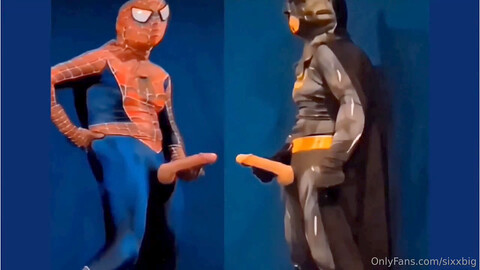 Batman et Spiderman s'associent avec Sixxbig pour des actions de gloire trou de grande bite. HD Gay movie