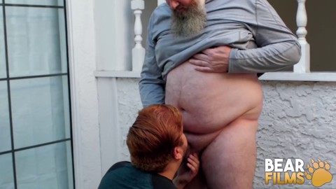BEARFILMS Fat Bear Tony Marks gargled By faggot Alezgi cage HD Gay movie